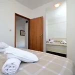 Croliday Nin Ivica Διαμέρισμα
