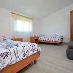 شقة Croliday Nin Ivica