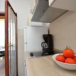 Διαμέρισμα Croliday Nin Ivica Vrsi