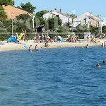 Croliday Nin Ivica شقة