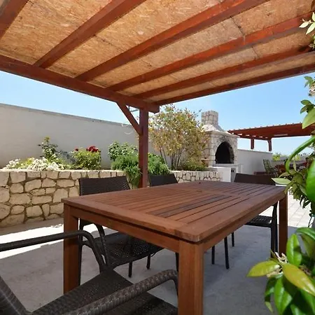 Apartment Croliday Nin Ivica