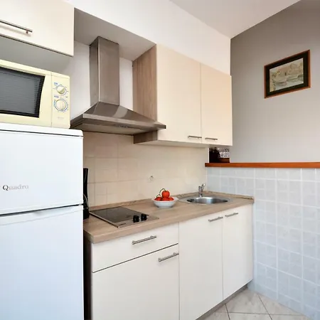 Apartment Croliday Nin Ivica