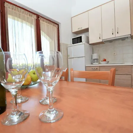 Croliday Nin Ivica Apartment Vrsi