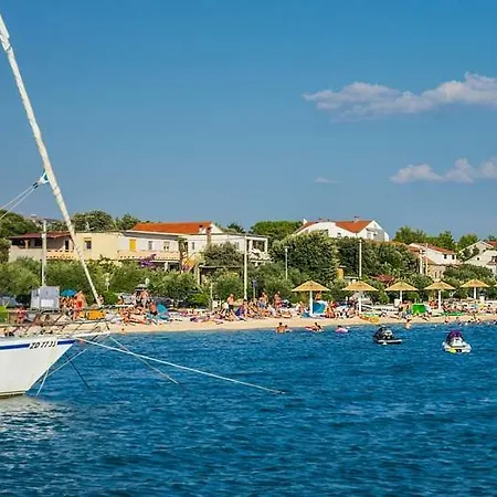 Croliday Nin Ivica Apartment Vrsi