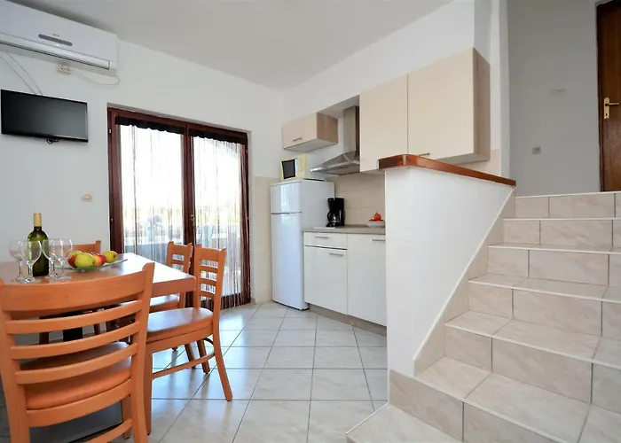 Apartment Croliday Nin Ivica
