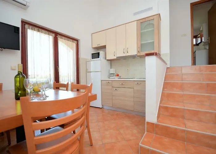 Croliday Nin Ivica Apartment *