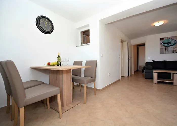 Apartment Croliday Nin Ivica