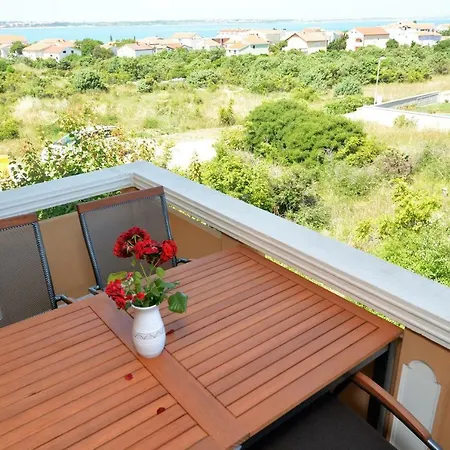 Apartment Croliday Nin Ivica *