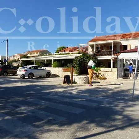 Croliday Nin Ivica