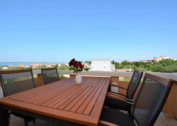 Croliday Nin Ivica Appartement