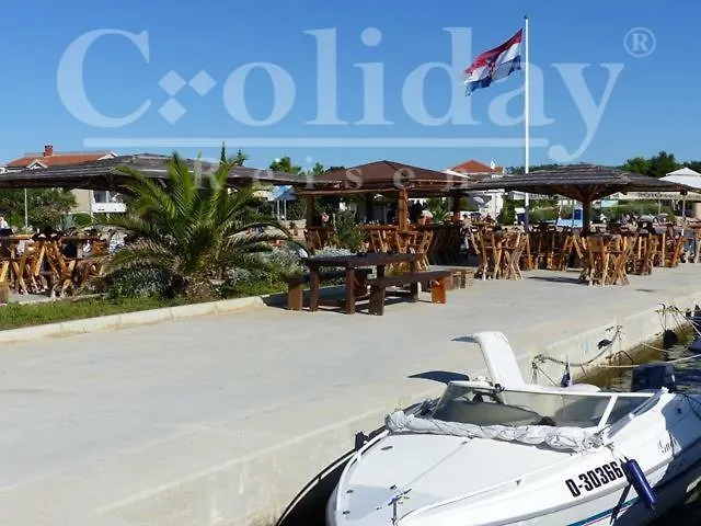 Croliday Nin Ivica