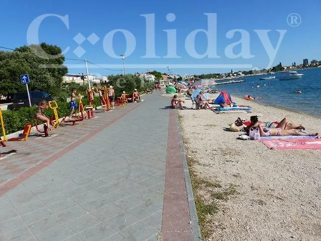 Croliday Nin Ivica Апартаменты *