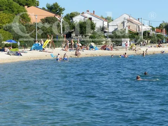 Croliday Nin Ivica Апартаменты